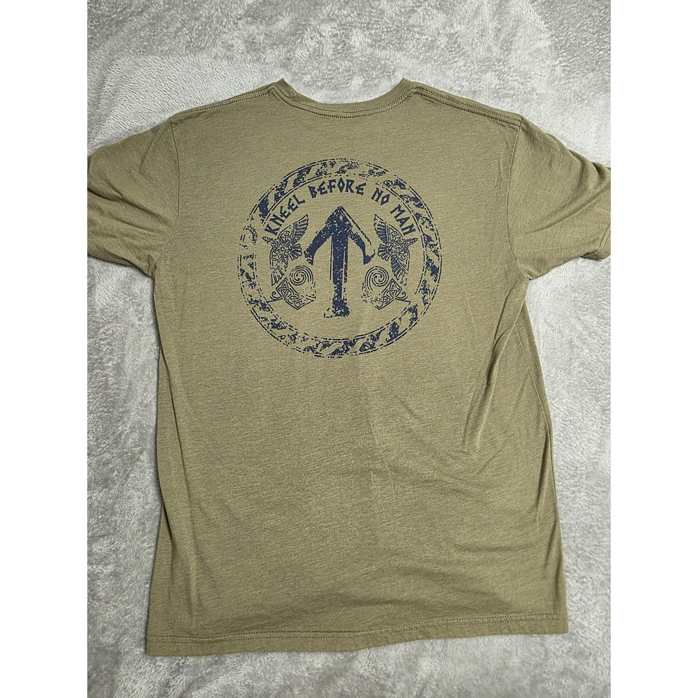 BC Shirt Mens Large Green Kneel Before No Man Skull Graphic Crewneck Tee